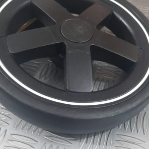 Roda traseira para Maxi Cosi Anna 1e2 Semi Nova