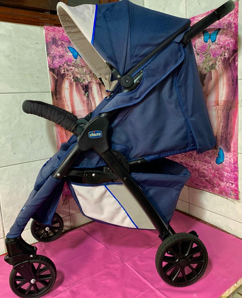 Carrinho Chicco Kwik One azul - Imagem 2