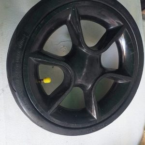 Roda Traseira Para o Carrinho Quinny Moodd Preto (com camara de ar)USADO